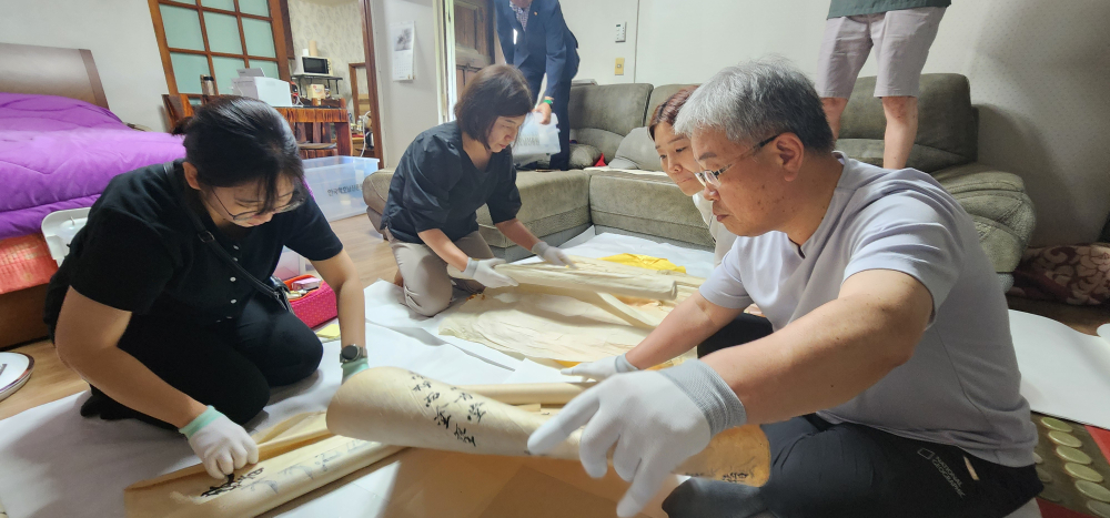 광양 순흥안씨 안정주 소장자료 수집 및 기탁(2024.7.16.) 첨부이미지 : 자료 확인 (5).jpg